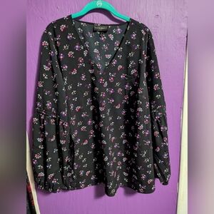 💜 Lane Bryant Black Purple Floral Long Pleated Sleeve V-Neck Blouse 18 2X